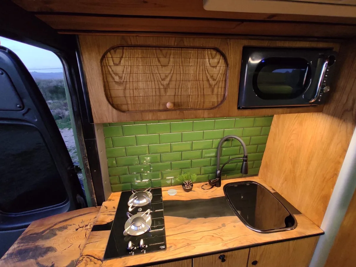 Mercedes-Benz Sprinter — view 6