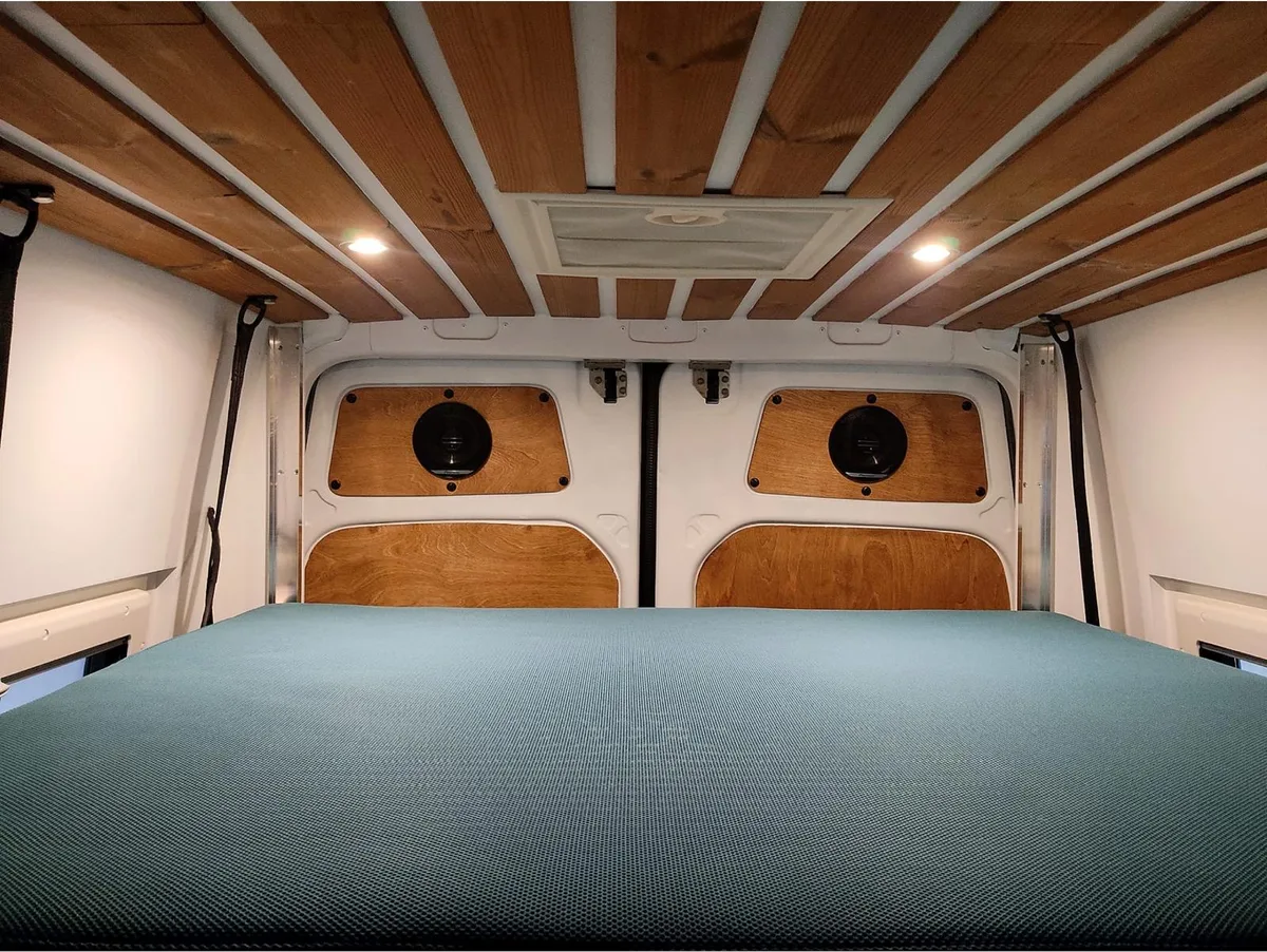 Mercedes-Benz Sprinter L4H2 — vista 19