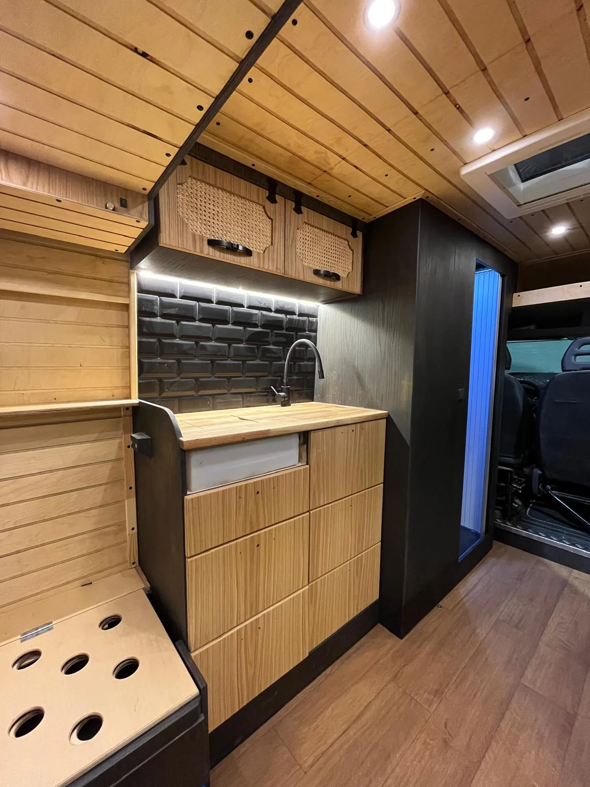 Peugeot Boxer — view 2