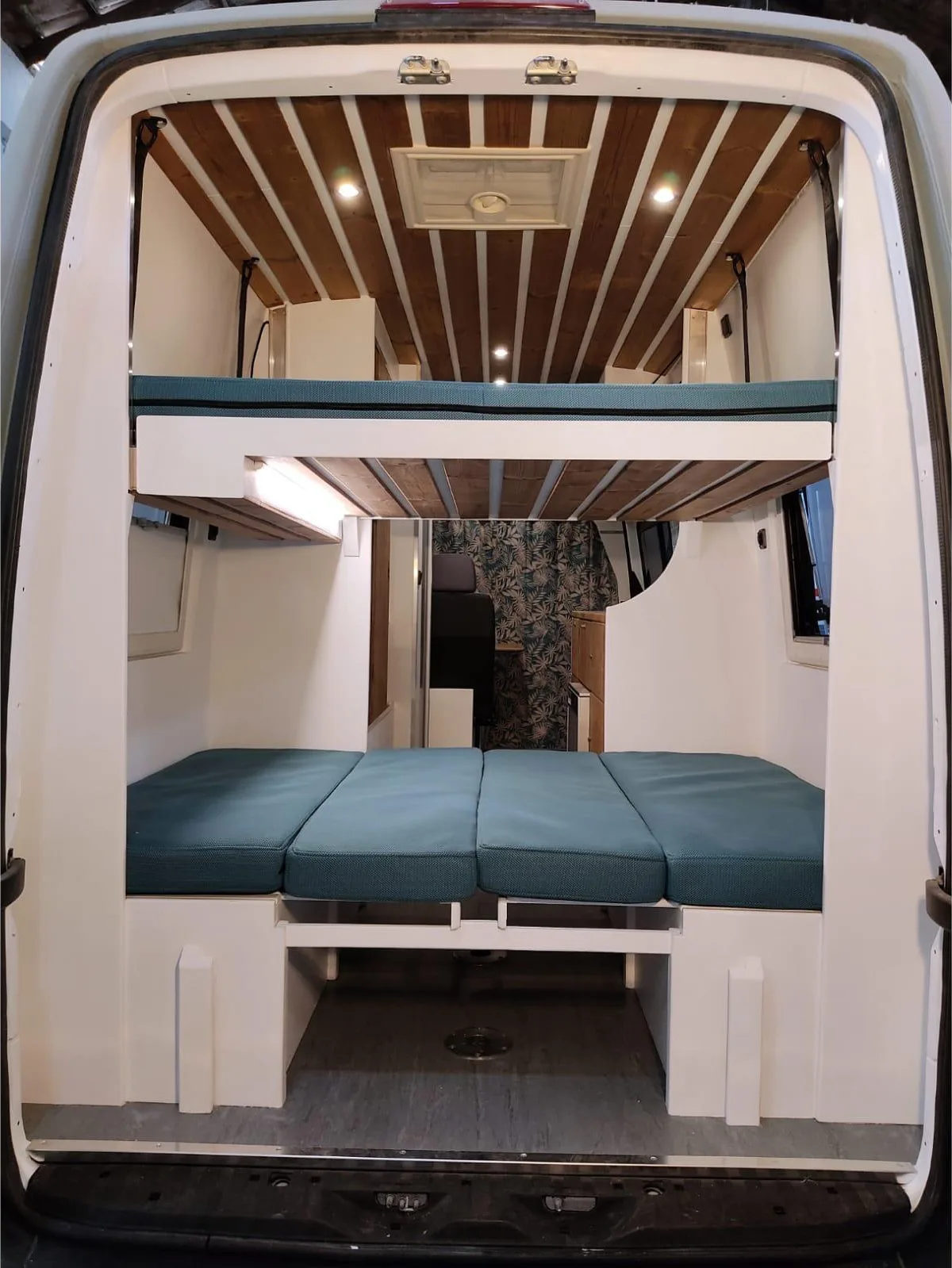 Mercedes-Benz Sprinter L4H2 — vista 6