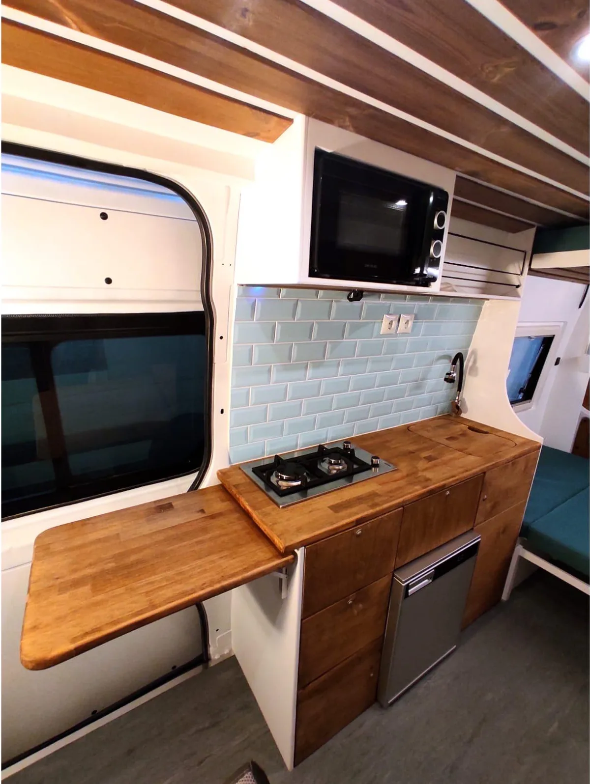 Mercedes-Benz Sprinter L4H2 — vista 5