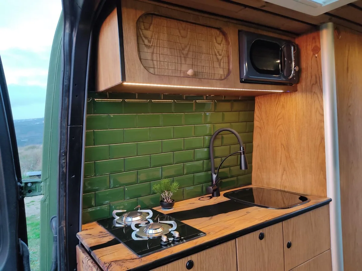 Mercedes-Benz Sprinter — view 29