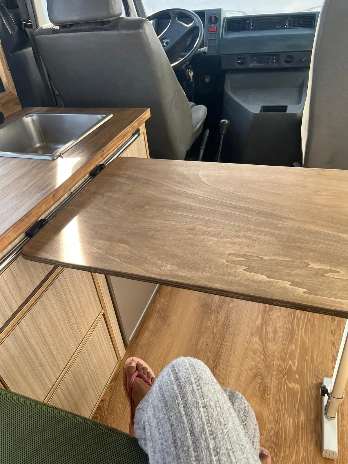 Mercedes-Benz MB100 — view 11