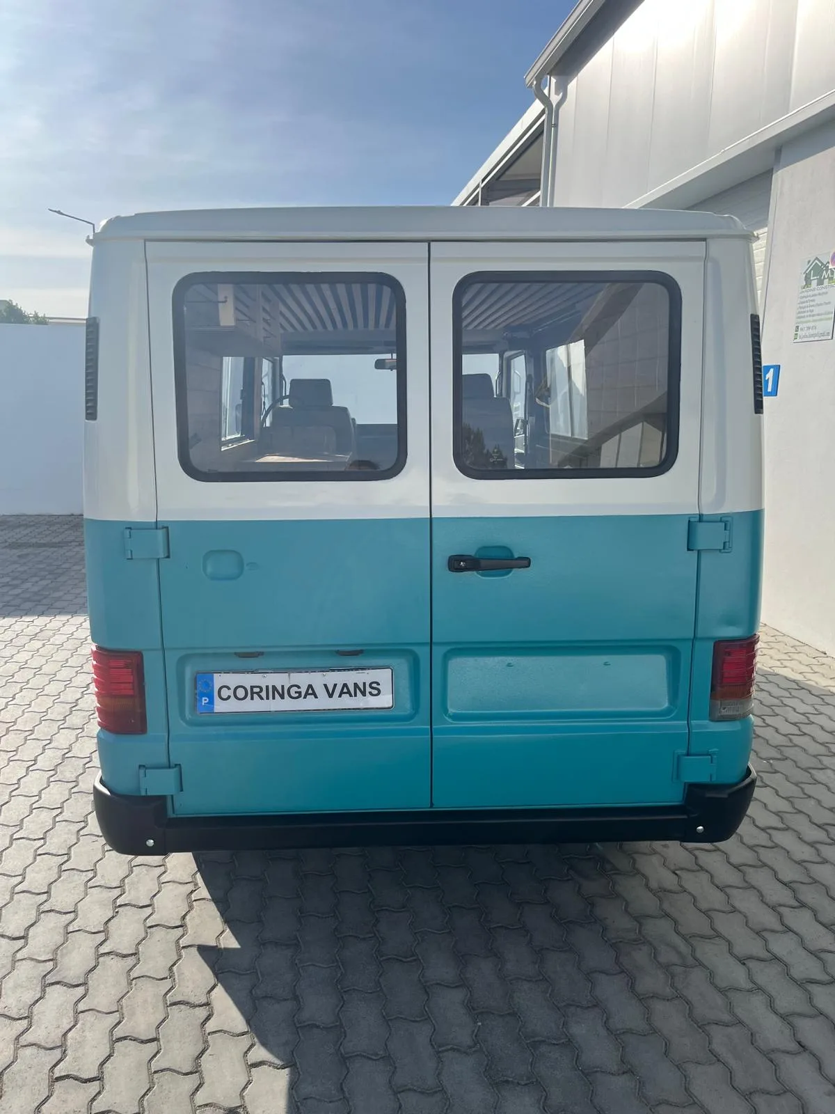 Mercedes-Benz MB100 — view 9