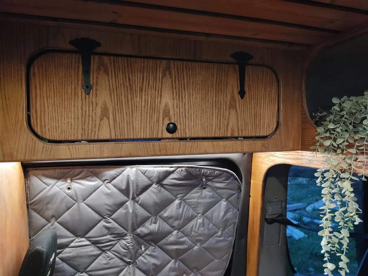 Mercedes-Benz Sprinter — view 3